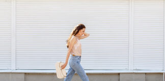 Casualowy top w wielu odsłonach – najmodniejsze stylizacje Casualowy top w wielu odsłonach