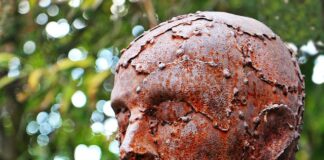 Czym się różni replika koszulki od oryginału?