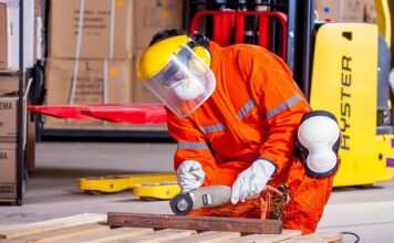 Jak wybrać nakolanniki siatkarskie?