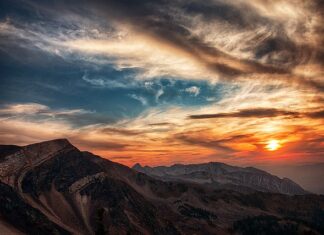 Jak ustawić godzinę w zegarku Gino Rossi?