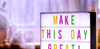 Ile folii do zmiany koloru auta?