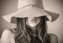 Jaki kolor jeansów jest modny?